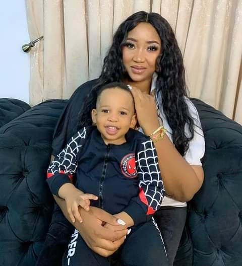 Video: Yul Edochie son angrily snubs his mother Judy Austin after treating her husband badly