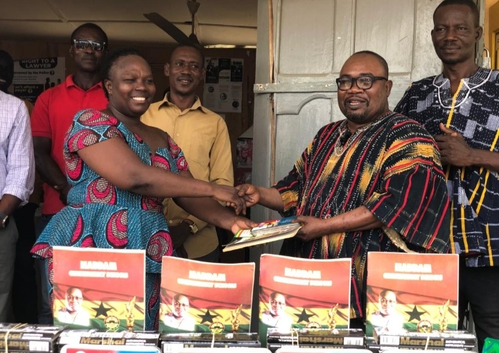 MP Dr. Mark Kurt Nawaane Urges BECE Students to Work Hard, Donates Educational Materials