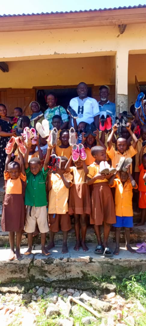 Hajj Issa Bukari Gives Back to Vulnerable School Children in Talensi District