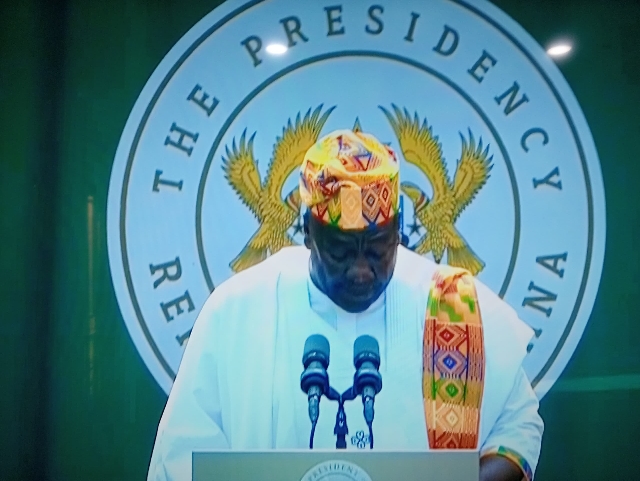 Mahama Praises Bawumia for Graceful Concession