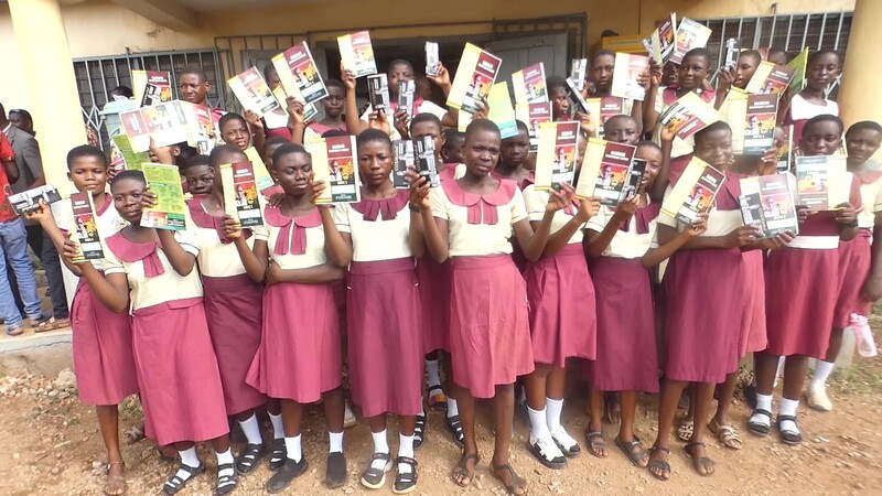 Dr. Mark Kurt Nawaane Donates 770 Educational Materials to Nabdam BECE Students