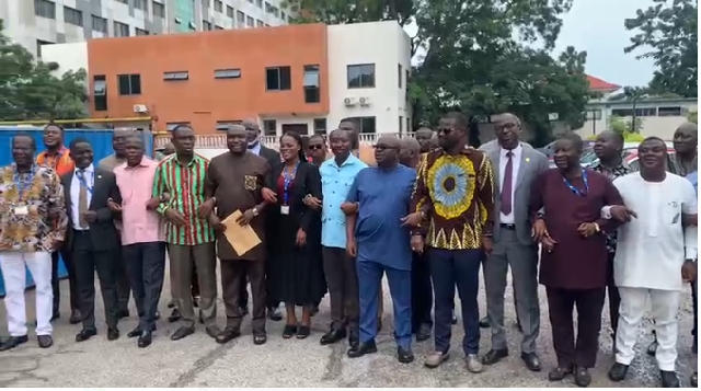 Minority MPs Stage Protest Over Delayed Election Results