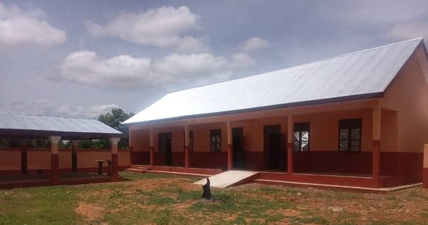 Nabdam MP Dr. Mark Kurt Nawaane Commissions Construction of 1No.2 Unit KG Block at Nkusiezie