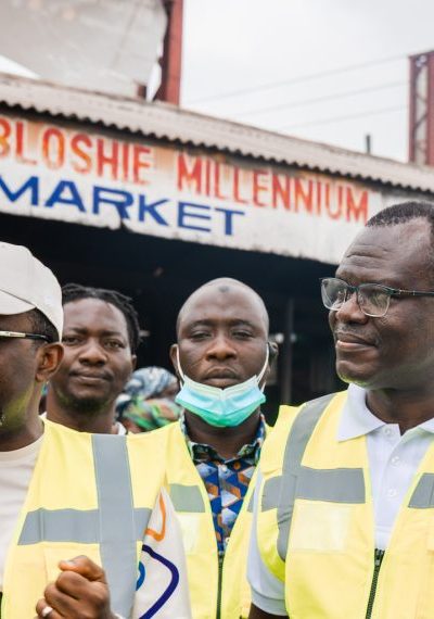 Central Bank Governor Urges Traders to Safeguard Banknotes During National Clean-Up