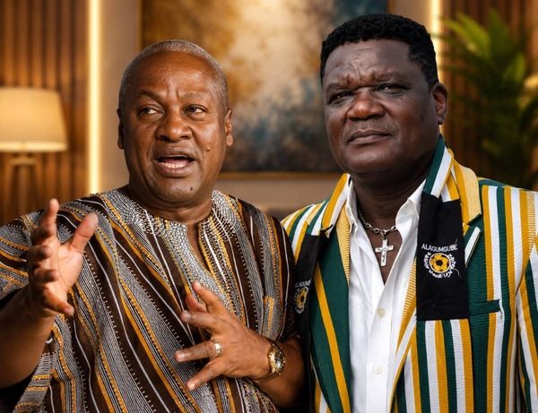 Photo of Gabriel Agambila and President Mahama