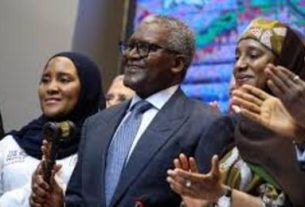 Dangote Launches Africa’s Biggest IPO, Opening Oil Refinery to Public Investment